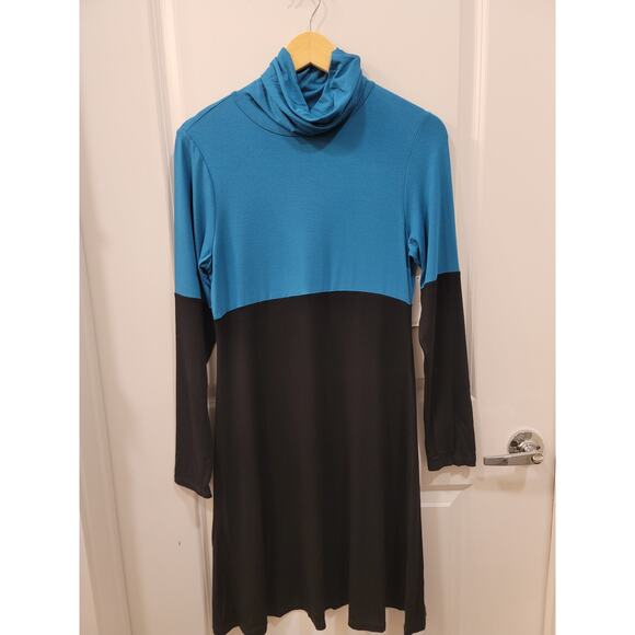 Karen Kane Colorblock Turtleneck Dress - Picture 2 of 8